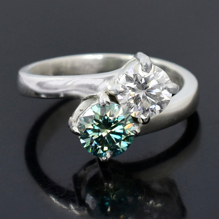 Blue & White Round Cut Ring