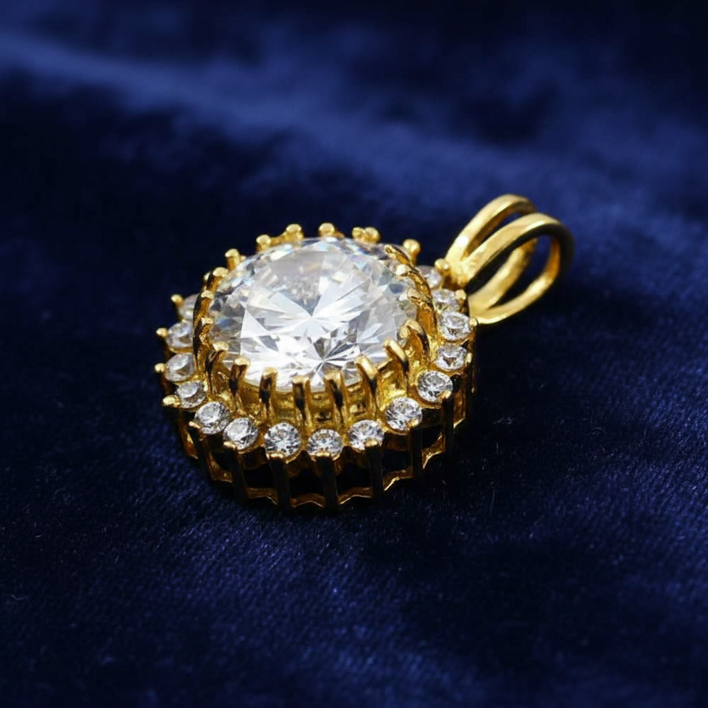 White Round Cut Pendant Yellow Finish