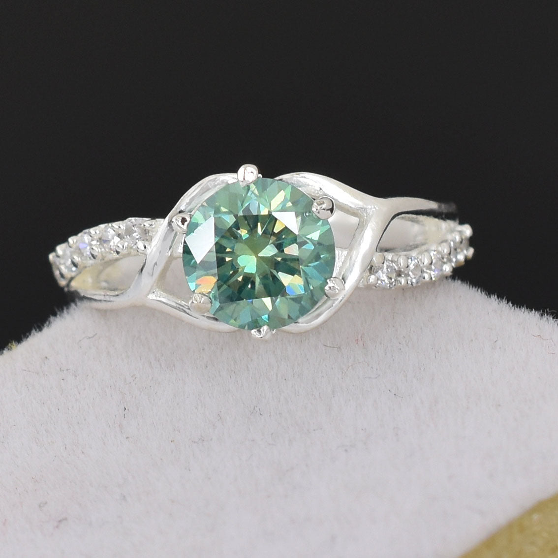 Blue Round Cut Ring