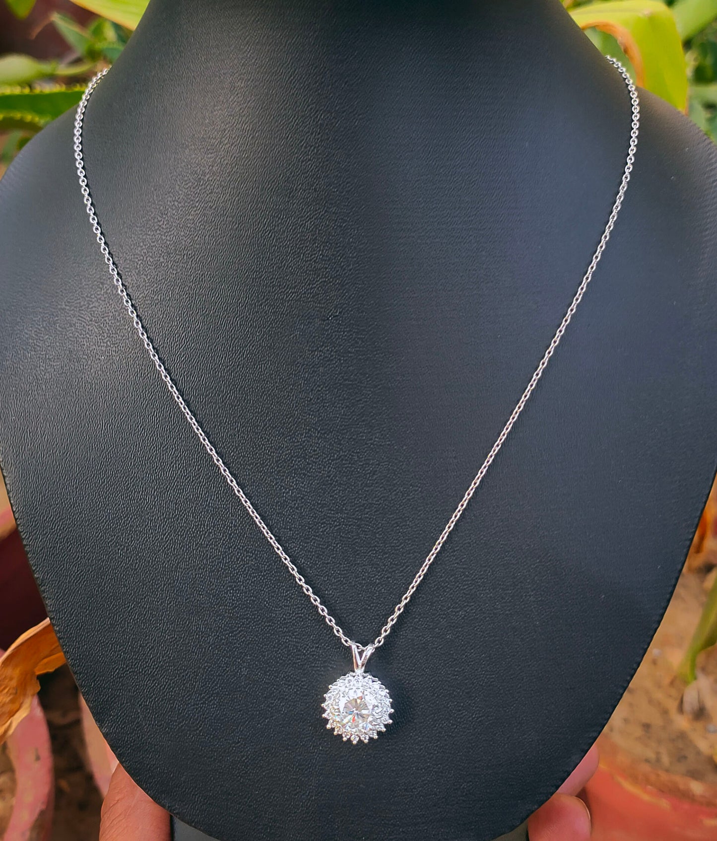 White Round Cut Pendant