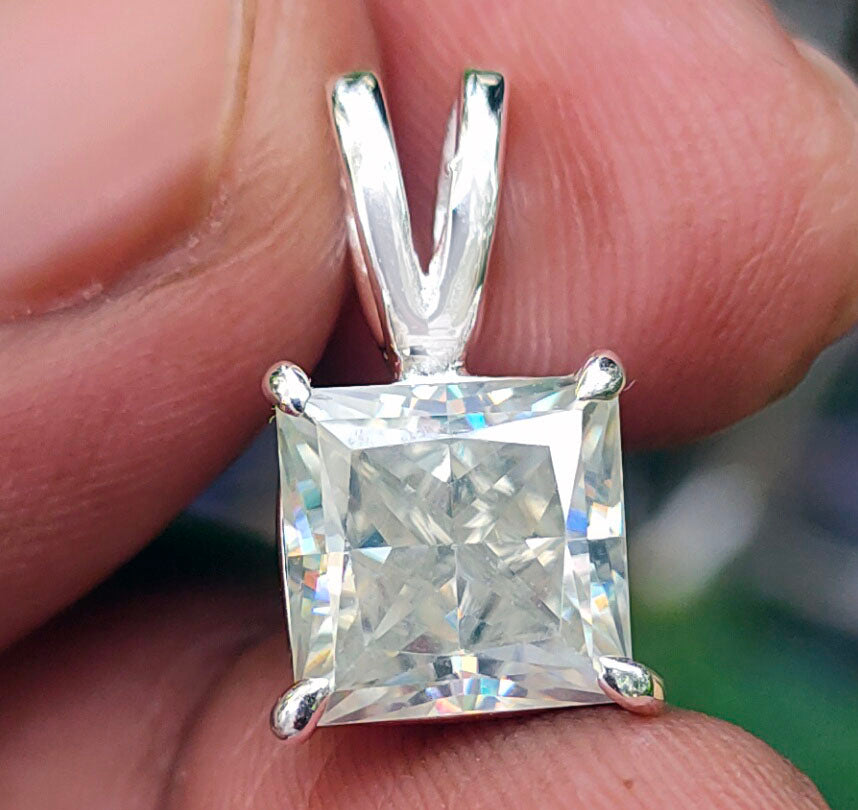 White Princess Cut Pendant Fashion Jewelry