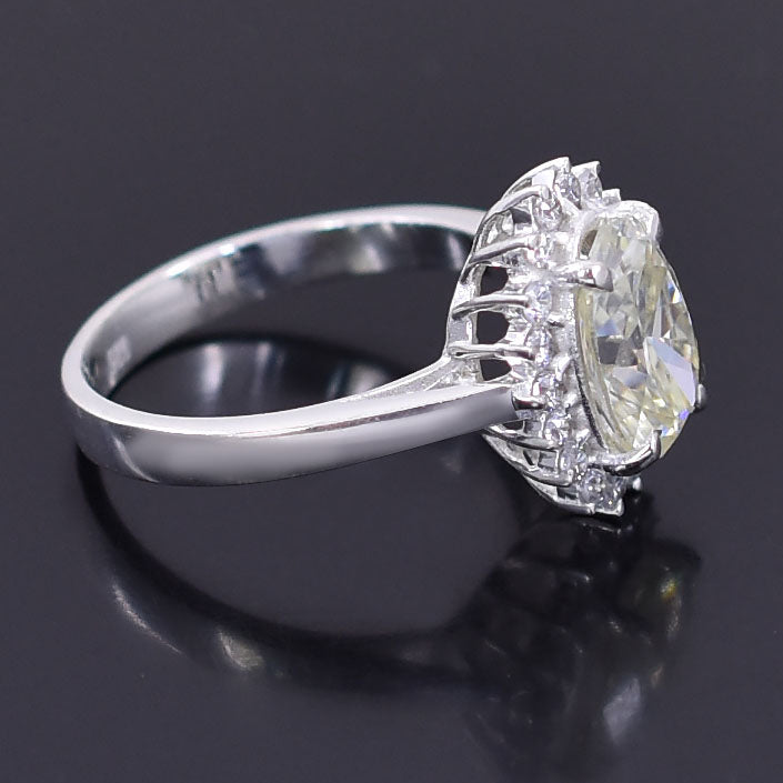 Off White Oval Cut Ring