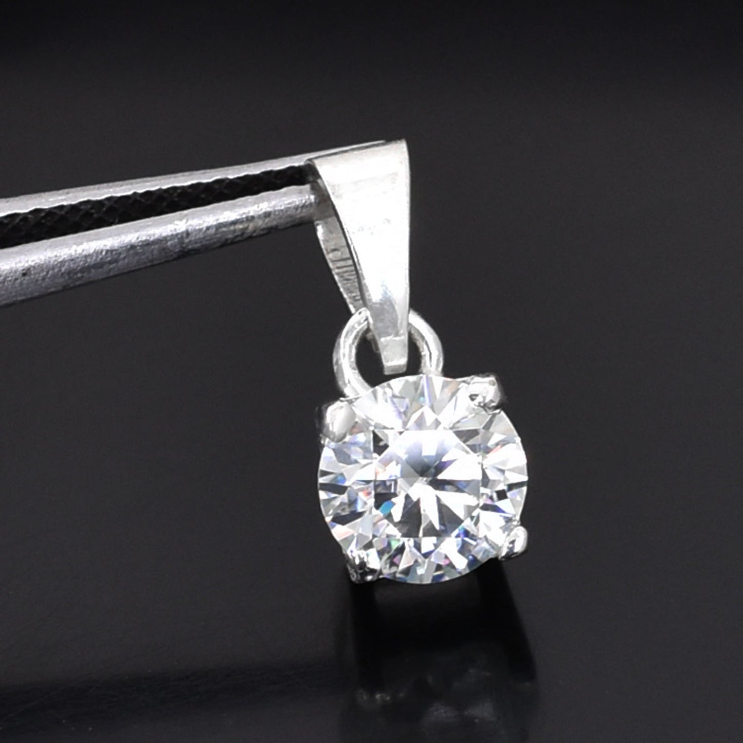 White Round Cut Pendant