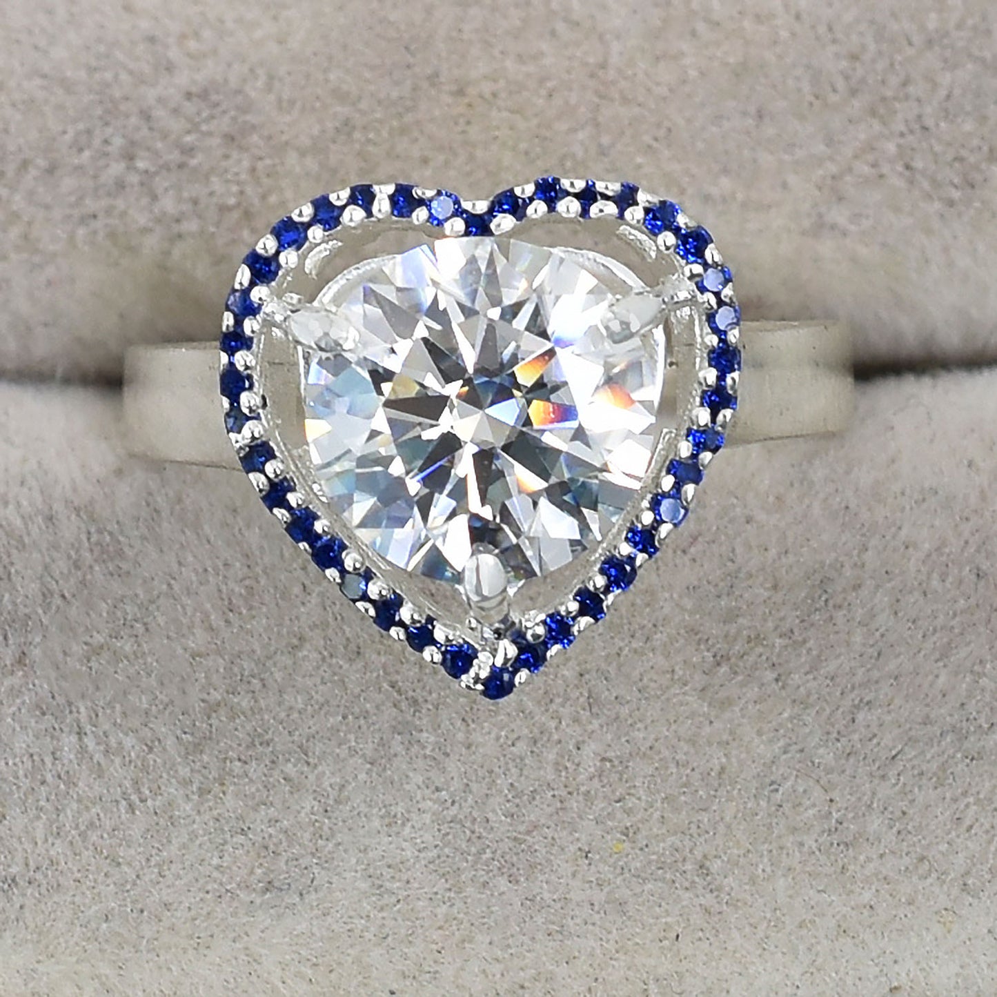 White Round Cut Ring