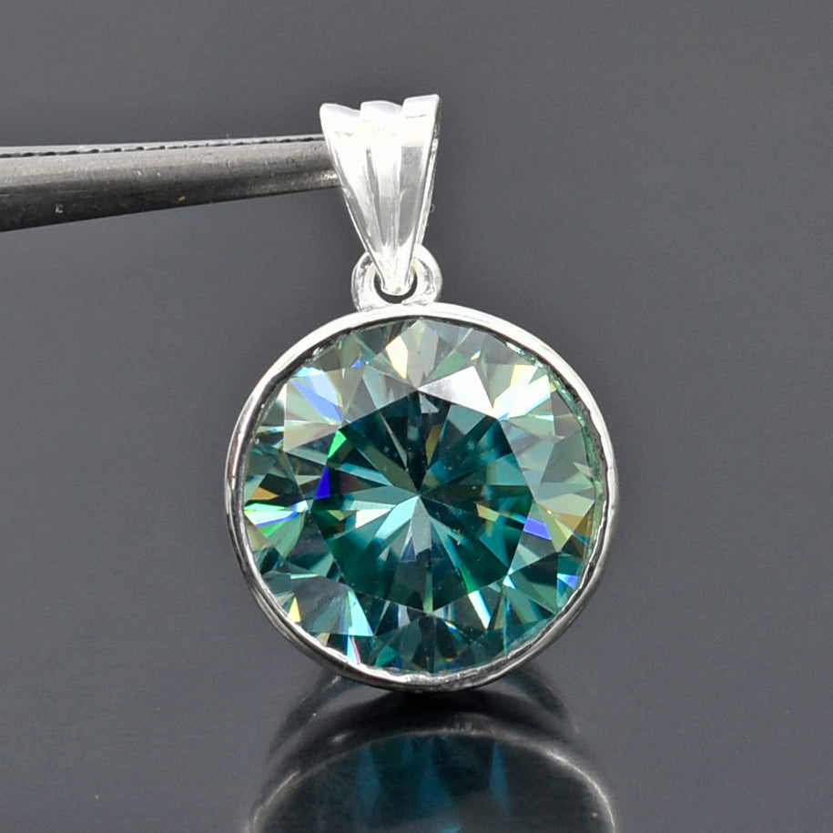 Blue Round Cut Pendant
