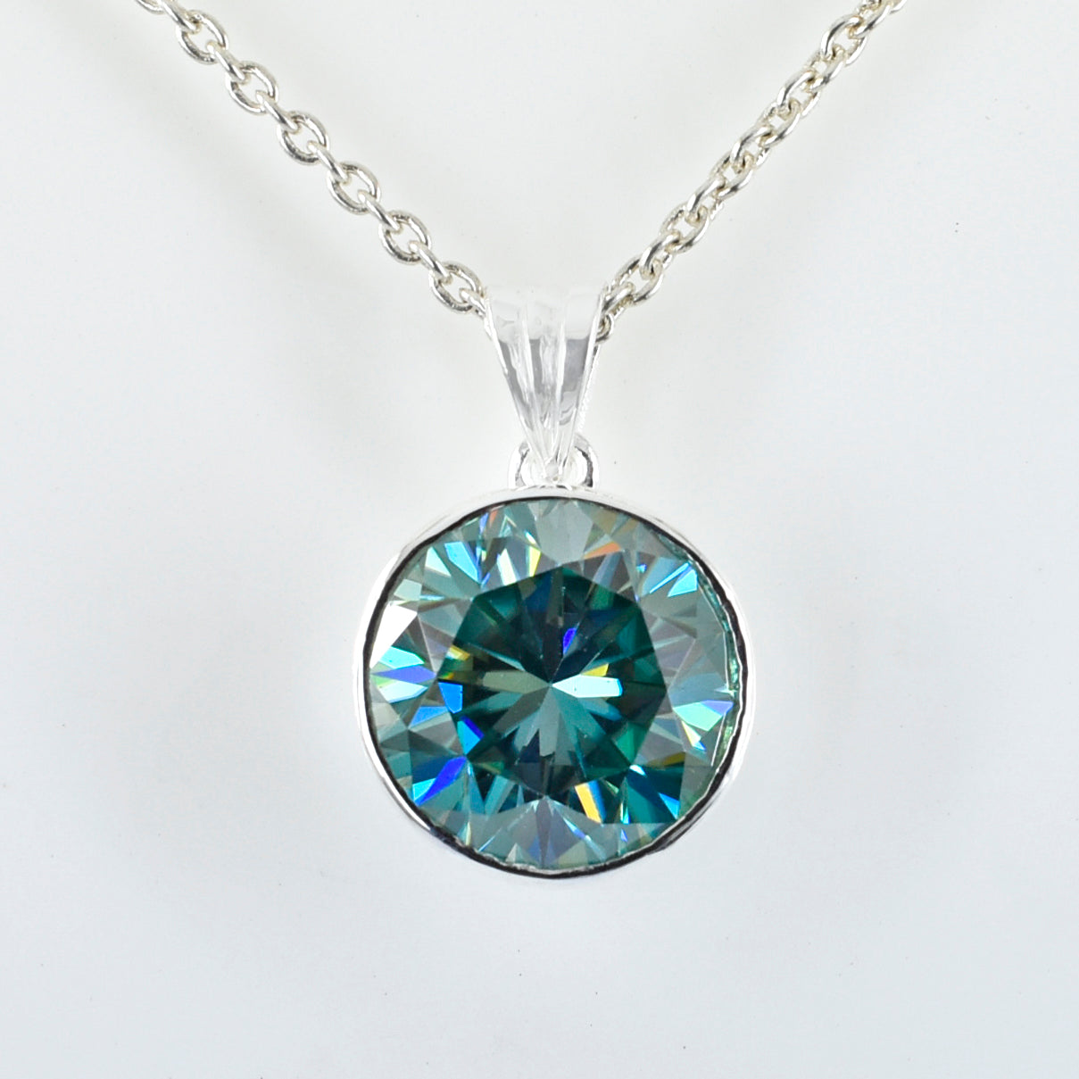 Blue Round Cut Pendant