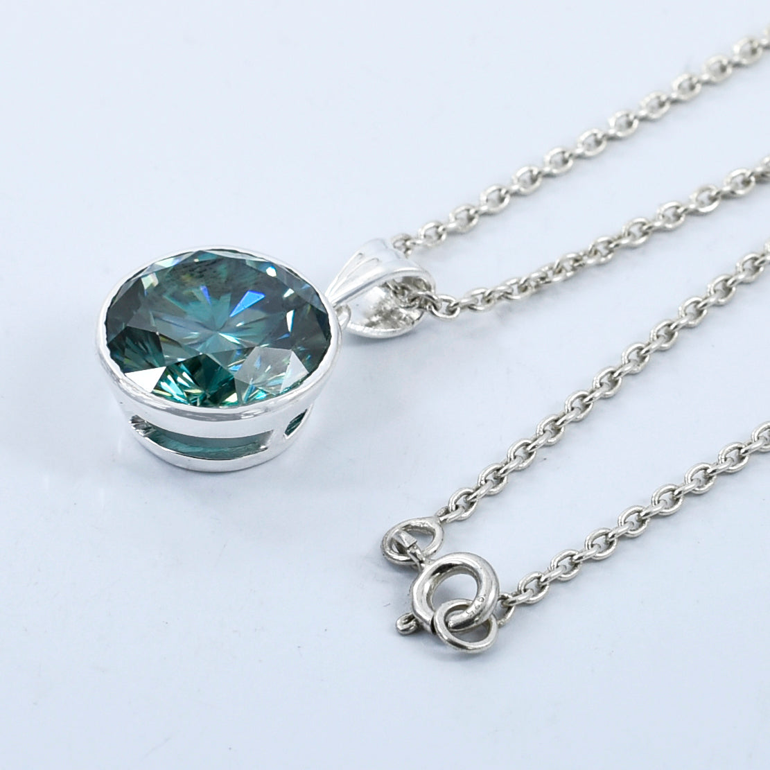 Blue Round Cut Pendant