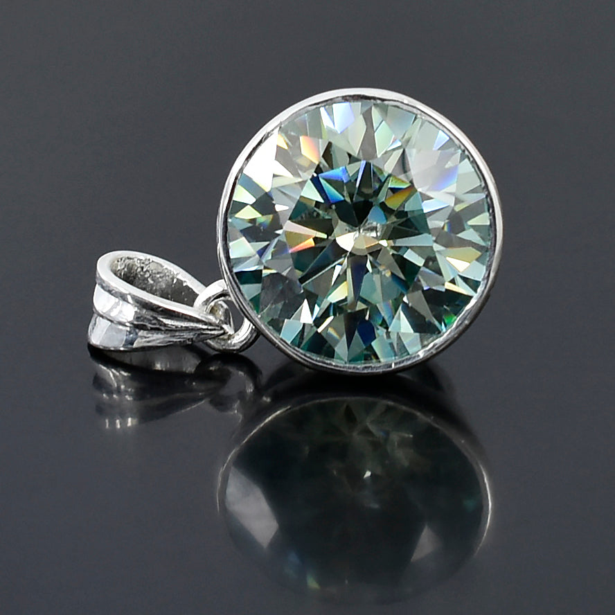 Blue Round Cut Pendant