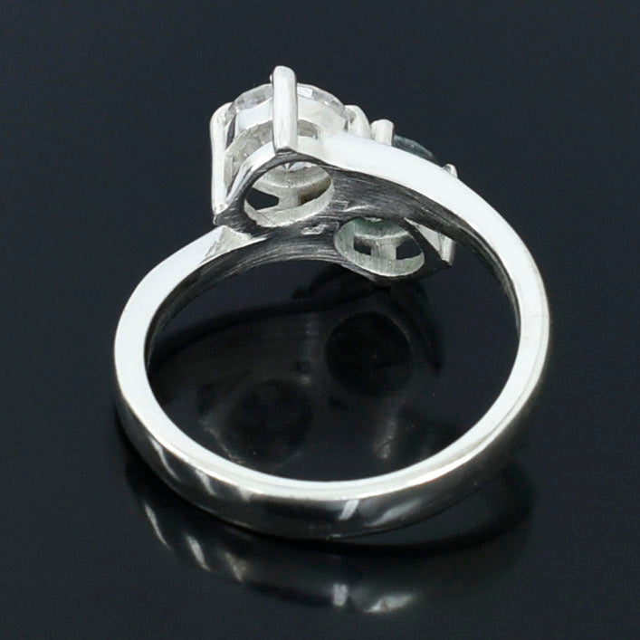 Blue & White Round Cut Ring