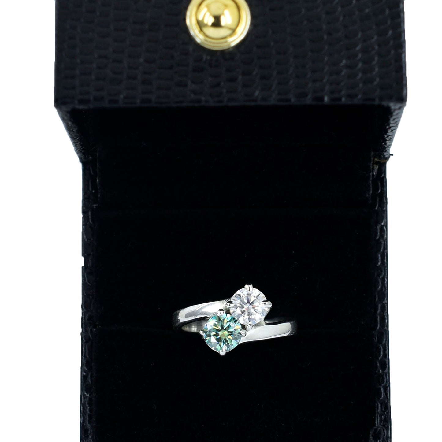 Blue & White Round Cut Ring