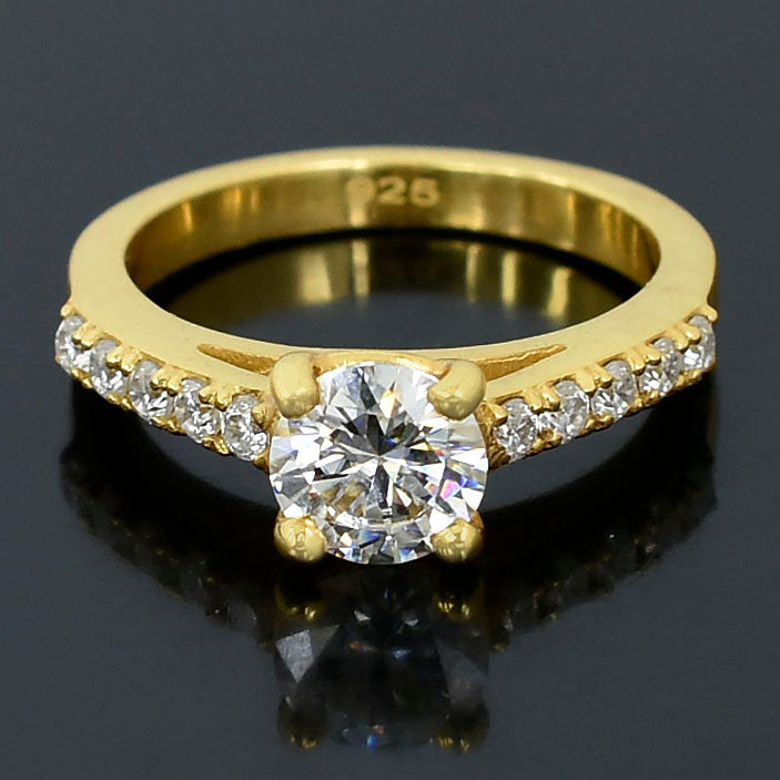 White Round Cut Ring