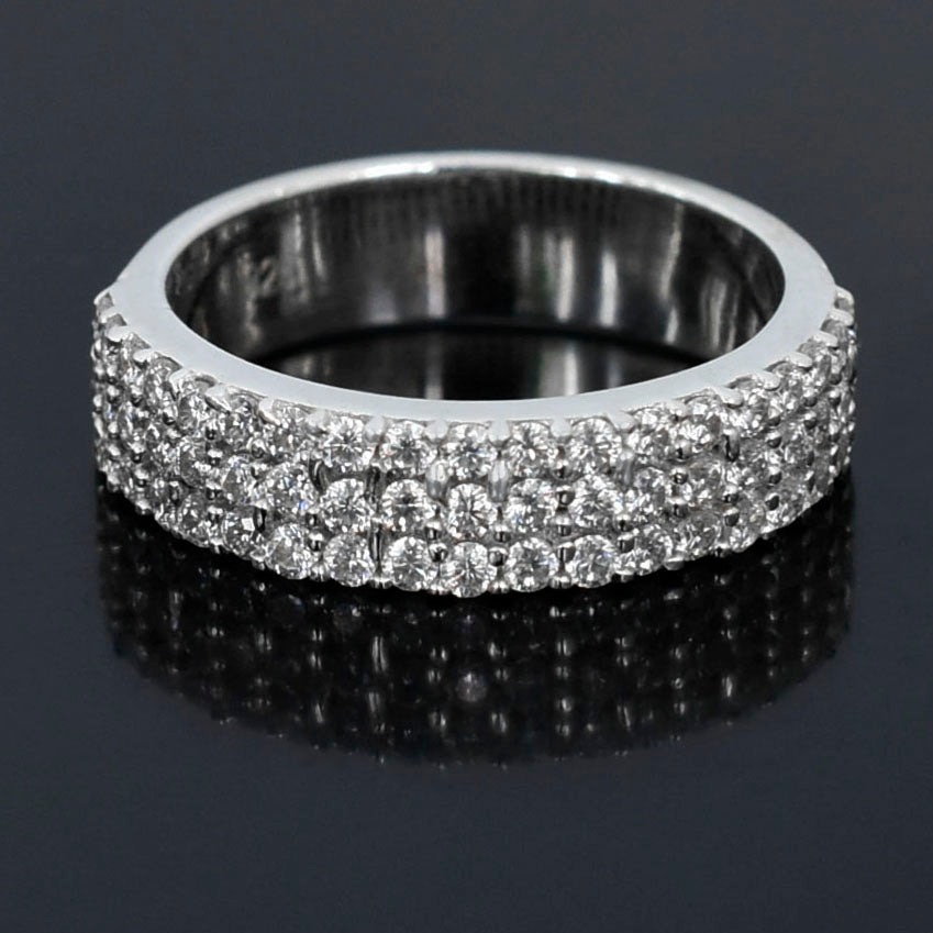 White Round Cut Ring