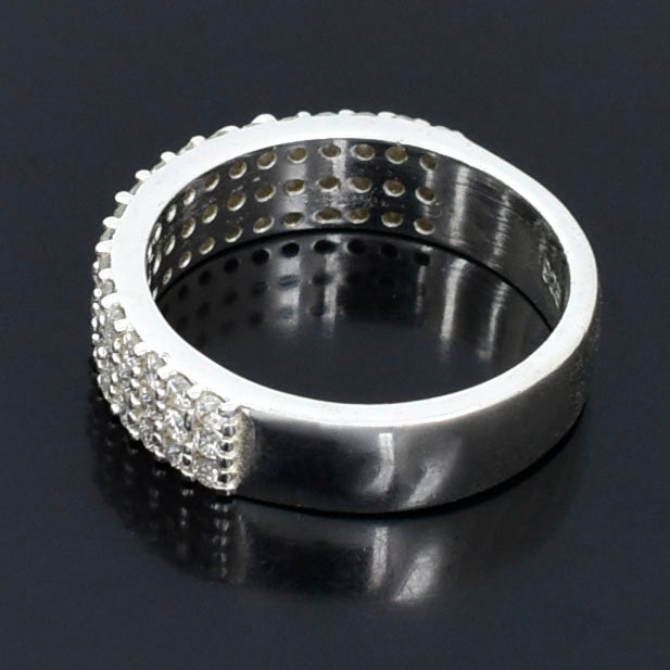 White Round Cut Ring