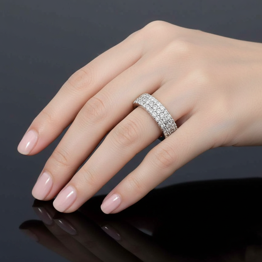 White Round Cut Ring
