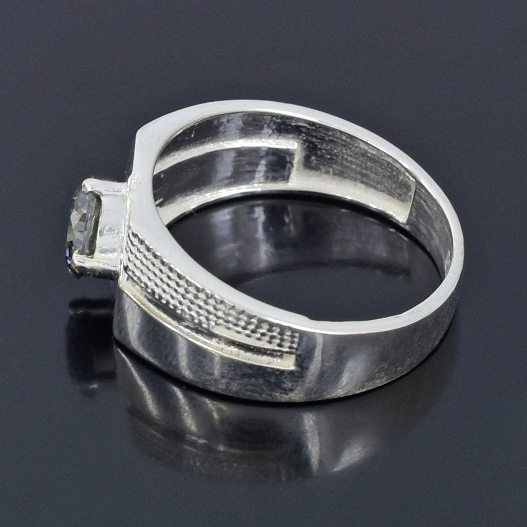 Grey Round Cut Ring