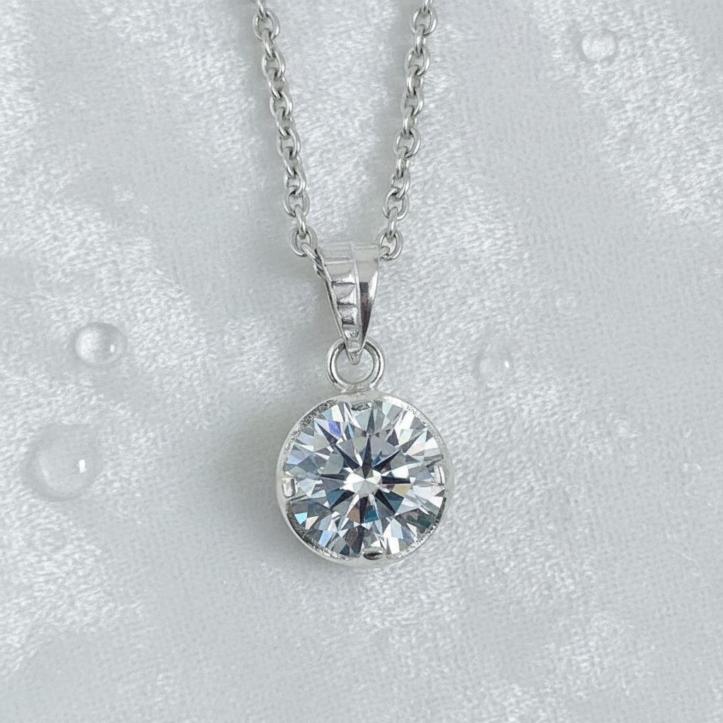 White Round Cut Pendant