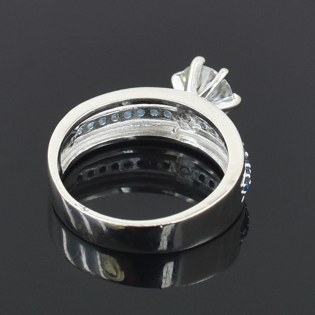 White Round Cut Ring