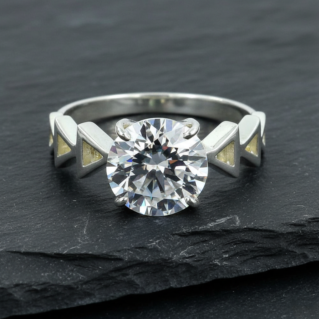 White Round Cut Ring