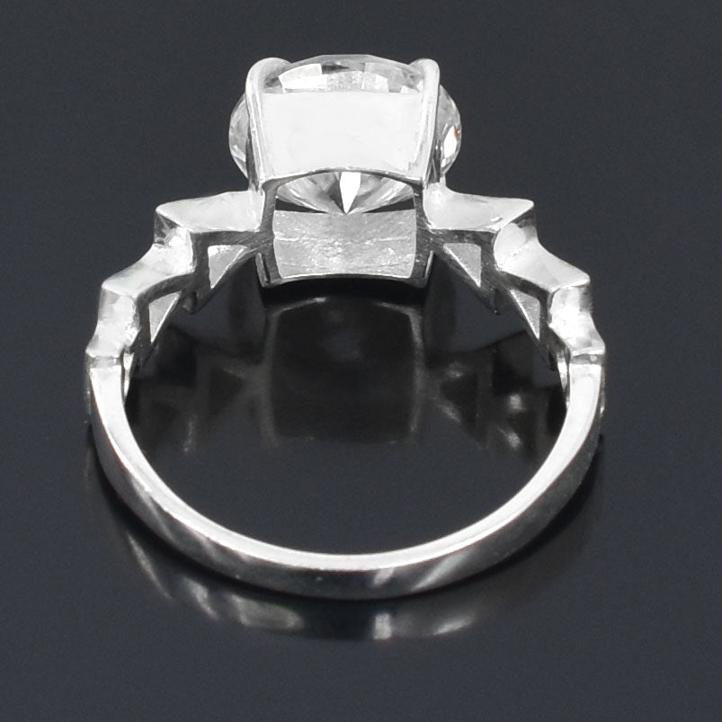 White Round Cut Ring