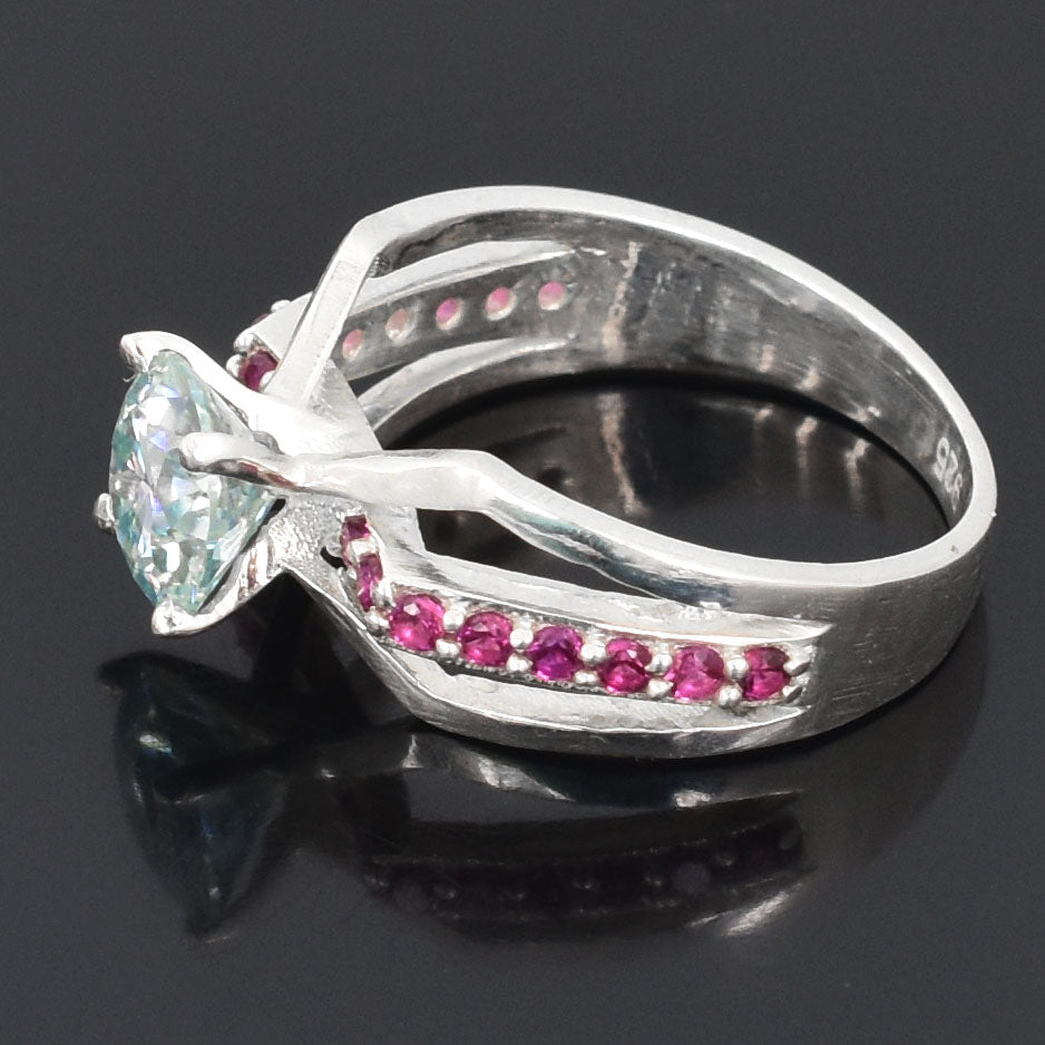 Blue touch Round Cut Ring