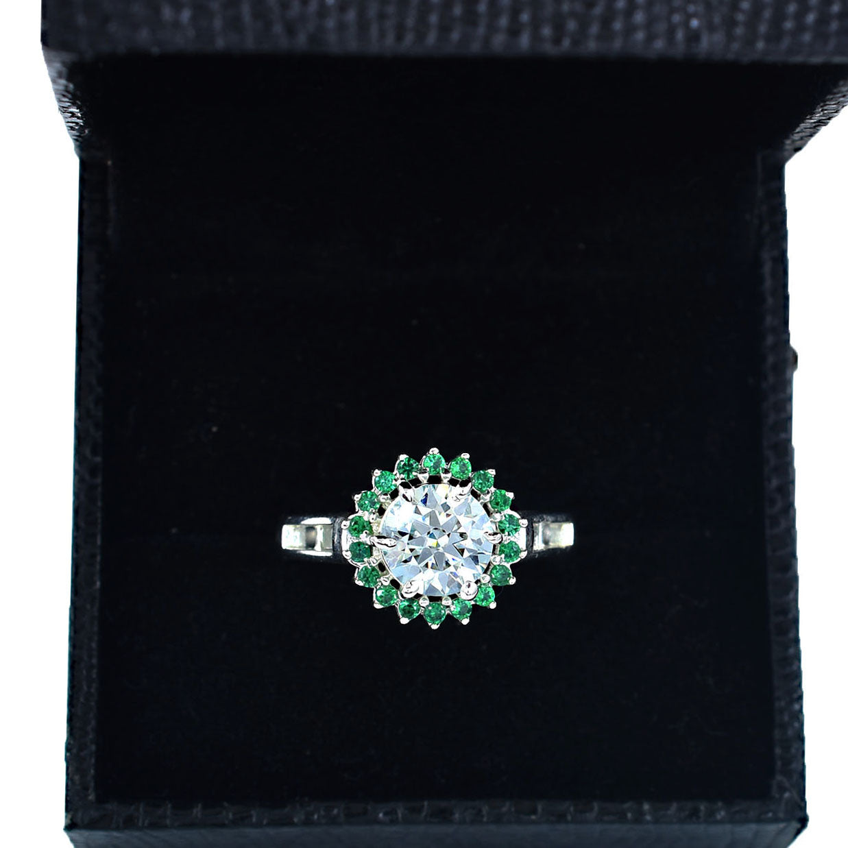 White Round Cut Ring
