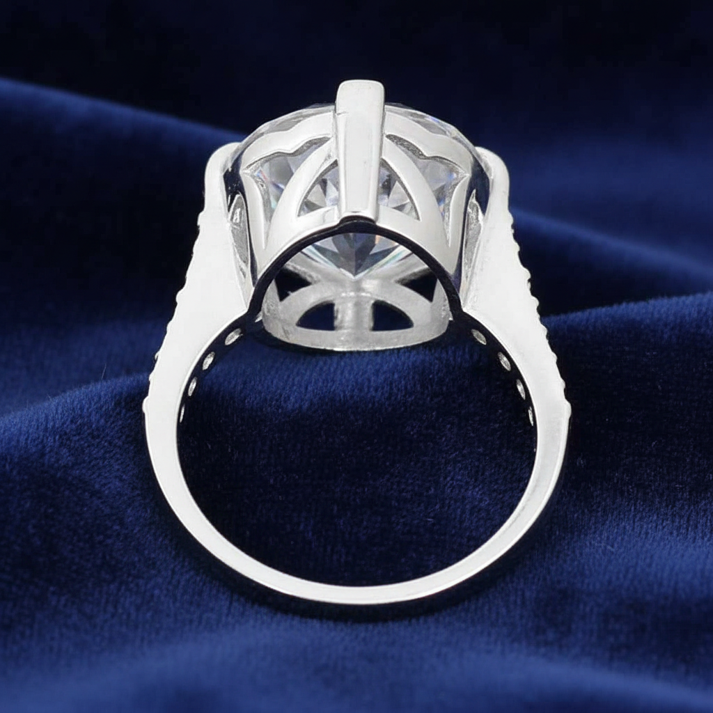 White Round Cut Ring