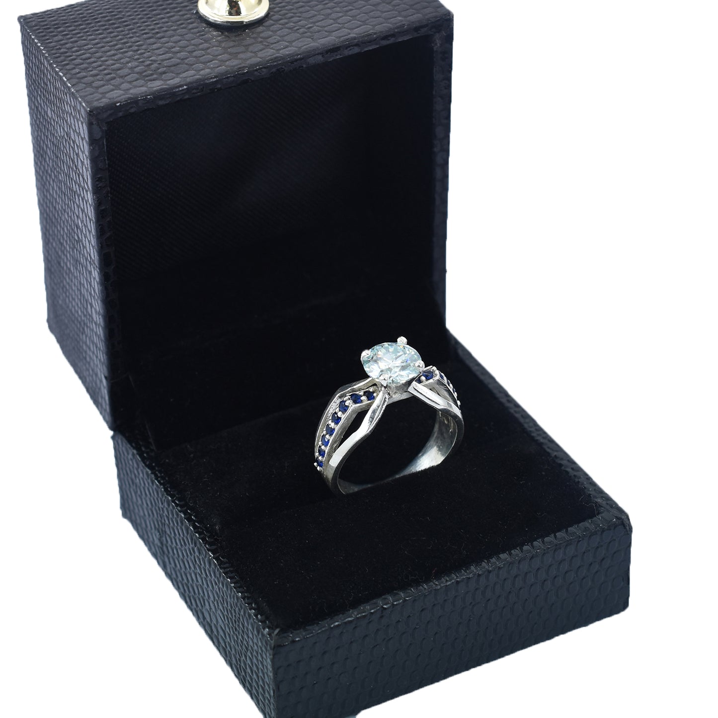 White Round Cut Ring