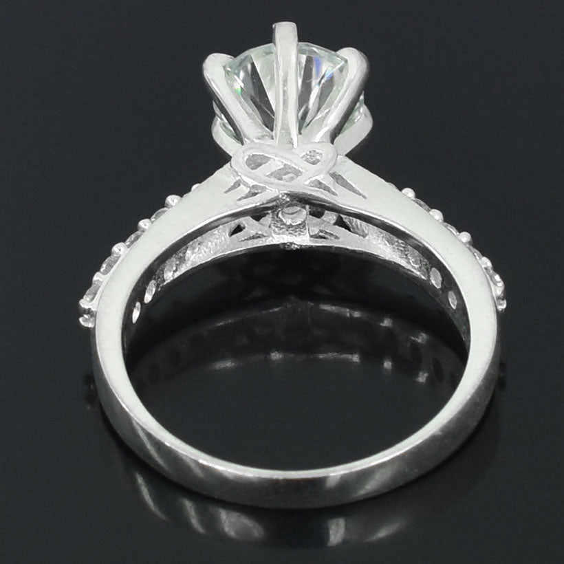 White Round Cut Ring