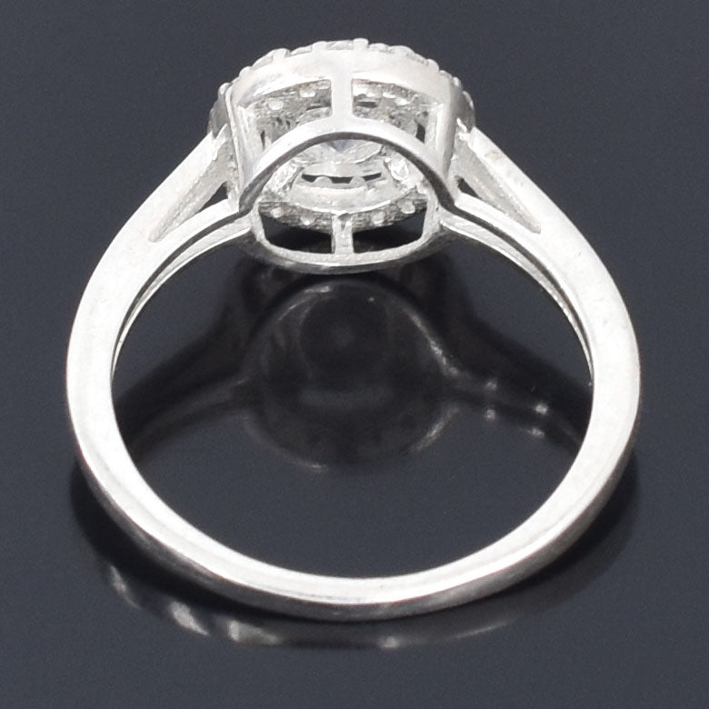 White Round Cut Ring