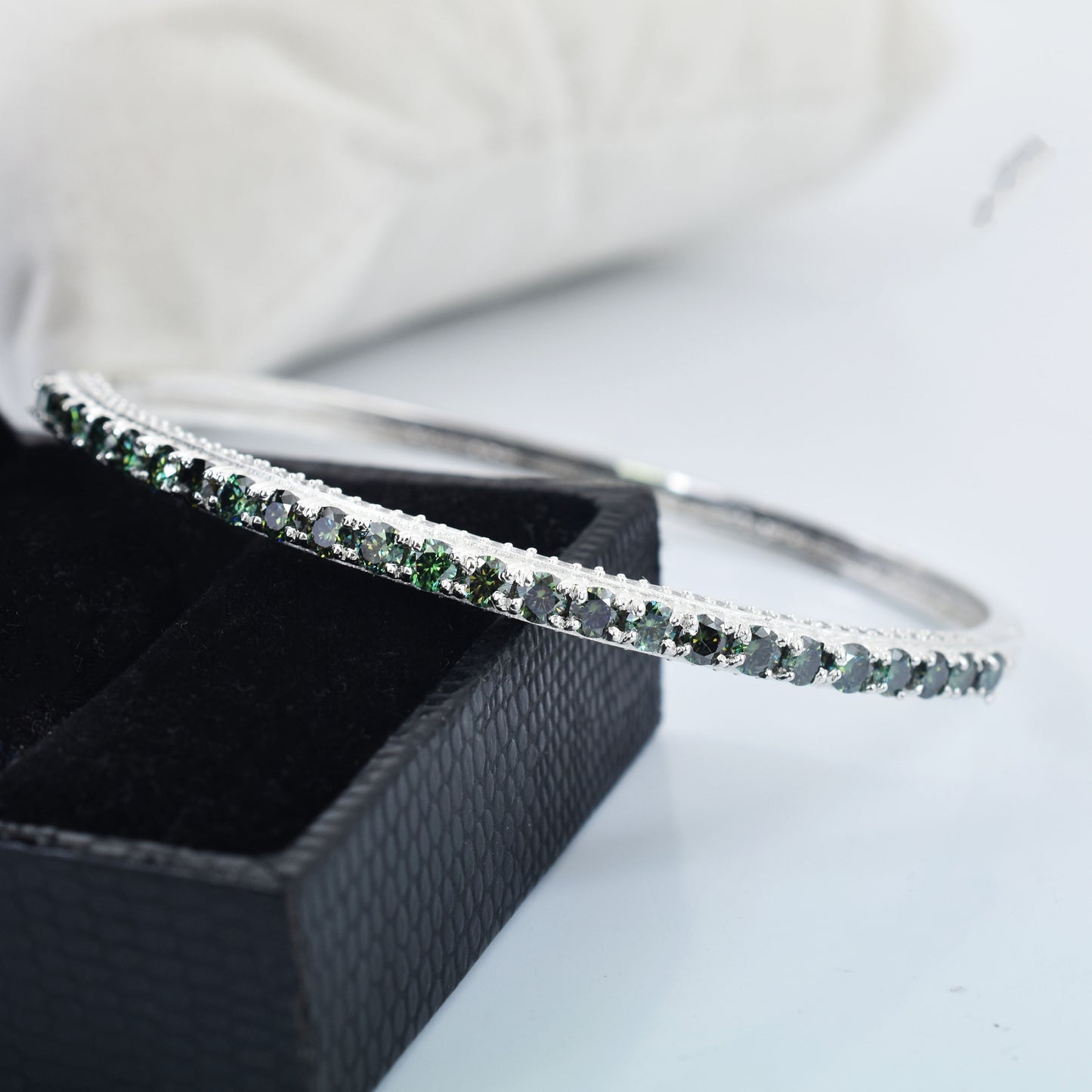 Green Round Cut Bracelet